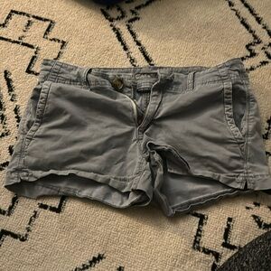 Size 4 American eagle shorts